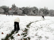 La nevada deixa un paisatge de postal a Igualada: “No ens esperàvem tanta neu, és un bon regal de Reis”