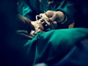 Olympia Quirónsalud avança en cirurgia ambulatòria amb la seva primera pròtesi d’espatlla