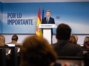 Feijóo demana el retorn de Joan Carles I a Espanya després de la desclassificació dels documents del 23-F
