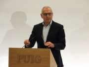 Puig guanya 594 milions d’euros el 2025, un 11,9% més, i assoleix rècord de vendes