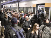 El sector ferroviari es prepara per a tres dies de vaga, però manté obertes les negociacions amb el Ministeri