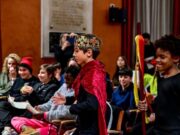 L’alumnat de l’escola Ítaca presenta un pregó infantil per rememorar la història de la Séquia i el misteri de la Llum