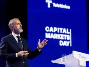 Telefónica accelera el seu creixement en l’últim trimestre de 2025 i augmenta ingressos, Ebitda ajustat i flux de caixa lliure