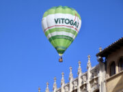 Comença el 43è Trofeu Internacional de Globus Mercat del Ram de Vic amb una trentena d’equips d’arreu del món