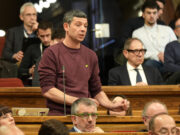 Illa manté la “mà estesa” als docents per sumar-se a l’acord sobre educació perquè fa “passos” per millorar salaris