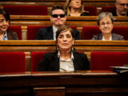 Picabaralla entre la consellera Montserrat i Junts per la compatibilitat del seu càrrec amb la seva carrera científica