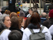 Salut xifra en un 5,3% el seguiment de la vaga de facultatius al matí i Metges de Catalunya l’eleva al 31%