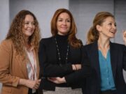Expertes proposen integrar el benestar en l’estratègia empresarial per garantir la igualtat real