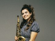 Aina López Pla, la jove saxofonista manresana, serà la convidada especial al concert de Pepe Rivero i la Girona Jazz Project Big Band al Kursaal