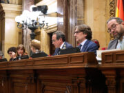El Parlament reconeix el poble gitano com a “protagonista” de la construcció del país i demana “frenar l’antigitanisme”