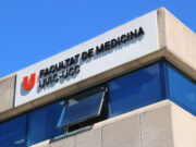 El Govern rebaixa un 40% el cost de Medicina a la UVic amb préstecs gratuïts si l’estudiant acaba el grau al centre