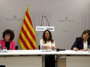 Educació assegura que els mossos als centres no substituiran els educadors i que no entraran a les aules