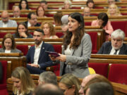 Illa, als crítics amb la presència dels mossos als centres educatius: “Quina por tenen a provar-ho?”