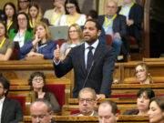 Vox i Aliança fan front comú al Parlament victimitzant-se per la “violència” contra les seves parades