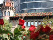 Portes obertes a Can Serra durant la festa de Sant Jordi per apropar la institució a la ciutadania