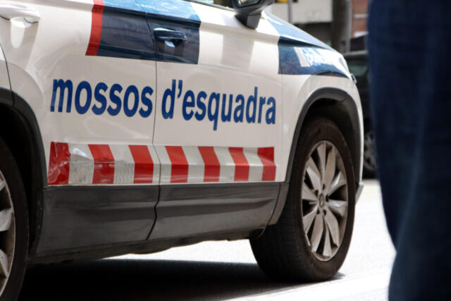 Un cotxe dels Mossos d'Esquadra al carrer