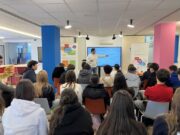 L’exposició ‘Controles?’ arriba a Piera i Vallromanes per abordar el consum de drogues i pantalles