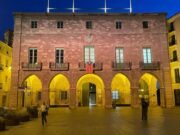 La façana de l’Ajuntament de Manresa s’il·luminarà de color taronja per commemorar el Dia Mundial de la Síndrome MED13L