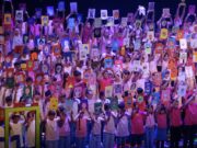 Més de 1.700 alumnes dels cicles Mitjà i Superior de Primària de Catalunya Central interpreten ‘L’últim rellotge’ al Kursaal