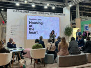 La Diputació de Barcelona presenta iniciatives d’habitatge al Fòrum Urbà Mundial de Bakú