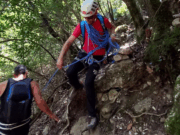 Rescat complicat a Montserrat: localitzen una persona perduda en una de les canals més abruptes de la muntanya