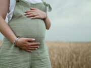 Les clíniques IVI constaten que la maternitat s’endarrereix fins a edats properes als 40 anys