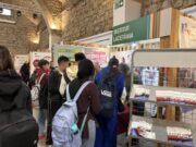 El Pla Educatiu d’Entorn de Manresa busca voluntaris per oferir suport a adolescents durant el curs 2026-2027