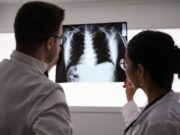 Més enllà del pulmó mostra l’impacte d’una malaltia que transforma el dia a dia