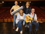 El grup de folk T’Embolica la Troca estrena el seu nou disc al Teatre Conservatori aquest dissabte